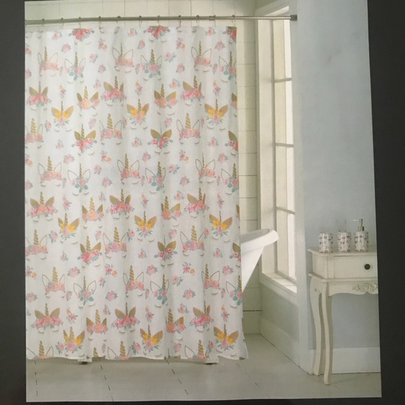 Bebe 16piece bath set - Picture 3 of 3